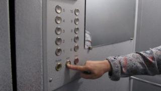 В Ставрополе в многоквартирных домах поменяли лифты