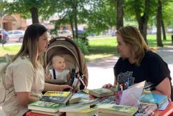 На бульваре Ермолова в Ставрополе начался летний библиотечный сезон