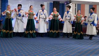 Казачий ансамбль песни и танца «Ставрополье» принял участие в программе выставки АПК «Золотая осень – 2014»