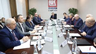 Депутаты Ставрополья обсудили перспективы развития газохимического комплекса