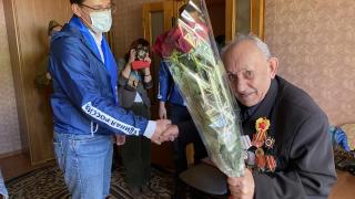 Глава Железноводска лично поздравил ветеранов войны с Днём Победы