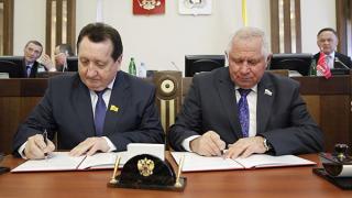 Депутаты Ставрополья и Калмыкии заключили соглашение о сотрудничестве