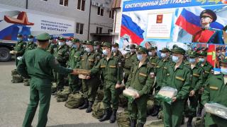 Около двух тысяч юношей из Ставропольского края призовут в армию весной