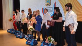 В Ставрополе наградили лучших спортсменов и тренеров по итогам 2016 года