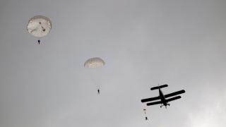 Ставропольские кадеты совершили прыжки с парашютом