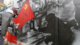 Граффити-фреска ко Дню Победы появилась перед Домом ветеранов в Ставрополе