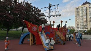 В посёлке Коммунар Красногвардейского округа строят игровую площадку