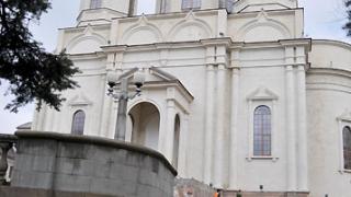 В День Святой Троицы православные Ставрополя прошли крестным ходом
