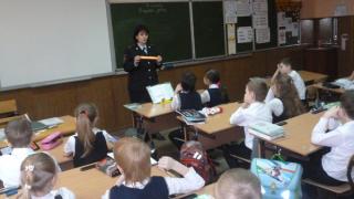 Уроки безопасности проводят в школах и детских садах сотрудники ГИБДД Ставрополя
