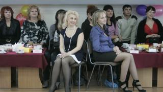 Женщин-директоров школ и учреждений допобразования поздравили в Ставрополе