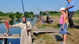 Турнир по спортивной ловле рыбы прошел в Новоалександровске