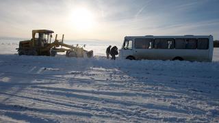 На Ставрополье спасатели оказывают помощь замерзающим и застрявшим в снегу водителям