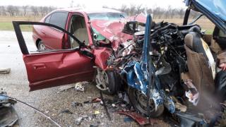 Водители двух столкнувшихся автомобилей погибли в ДТП в Изобильненском районе