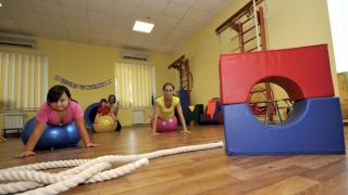 Детский активный парк «Кузнечик» принимает детей для занятий спортом