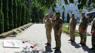 Омоновцы почтили память жертв, погибших в 1995-м году в Буденновске