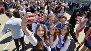 Ставропольские школьники приступили к сдаче ЕГЭ