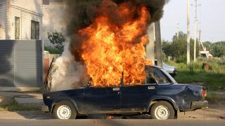 В Александровском районе в гараже местных жителей сгорел автомобиль