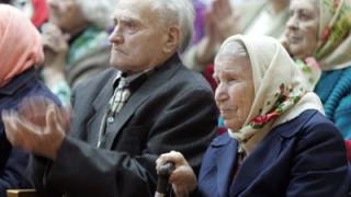 Власти Ставрополья поздравили земляков с Днем пожилых людей