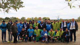 Ветераны ставропольского «Динамо» и местный «Колос» сыграли в футбол в селе Урожайном