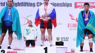 Александр Иванов стал двукратным чемпионом мира по тяжелой атлетике