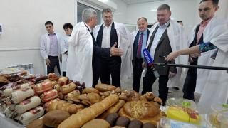 Губернатор Владимиров побывал с рабочей поездкой в Новоалександровском районе