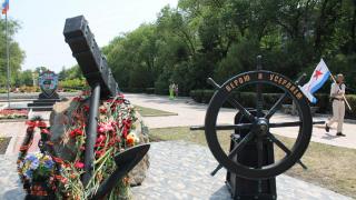 В Невинномысске торжественно открыли памятный знак в честь ВМФ России