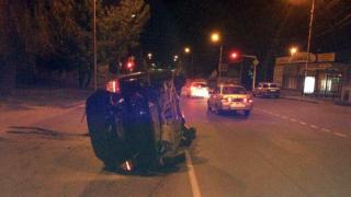 На ночной улице Ставрополя перевернулся автомобиль «НОNDА», лихачи чудом выжили