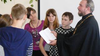 Праздник, посвященный православной книге, прошел в Дивном