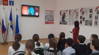 Школьники Новоселицкого округа изучили историю комсомола