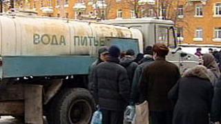 Причина прорыва водовода – затяжной мороз. Без воды оказались 16 домов в Ставрополе