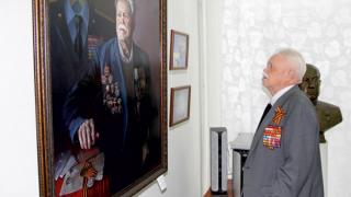 Выставка о юбилее Победы открыта в зале Ставропольского отделения Союза художников России