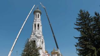 Купол с крестом водружён на колокольню Казанского собора в Ставрополе