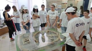 Юные экскурсанты из ДНР и ЛНР посетили Ставропольский музей-заповедник