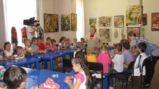 Мастер-классы по изготовлению народных кукол проводят для детей в Ессентукском музее