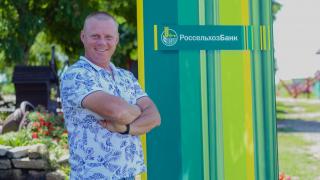 Лицом кампании Россельхозбанка в поддержку отечественных аграриев стал известный ставропольский фермер Роман Пономарёв