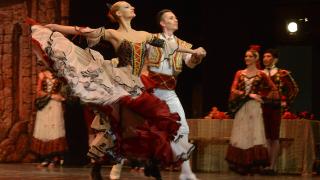 «Балетная феерия» в Ставрополе открыла форум «Белая акация»