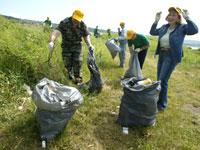 Молодежь Ставрополя приняла участие в санитарной очистке городских лесов