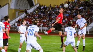 Футбольное дерби в Ставрополе завершилось «сухим» миром