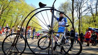 В Парке Победы Ставрополя открыт памятник велосипеду