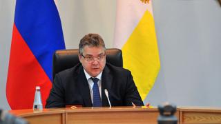 Губернатор Владимиров призвал муниципалитеты незамедлительно реагировать на погодные ЧП