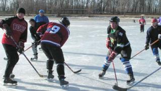 Ставропольские мальчишки сыграли в хоккей в Америке