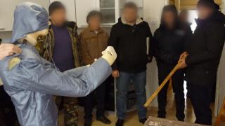 На Ставрополье мужчина подстрелил ноги приятелям во время пьяной ссоры