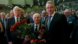 Губернатор вручил государственную награду ветерану Великой Отечественной войны