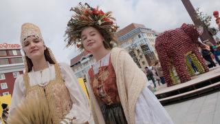 В Ставрополь на День города привезли слона из яблок