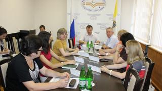 Обеспечение доступности участия в выборах инвалидов обсудили в избиркоме Ставрополья