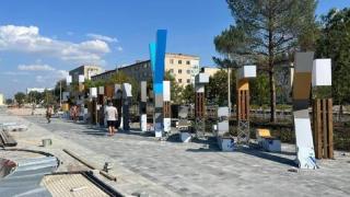 Стилизованную надпись «Невинномысск» установили на третьей очереди бульвара Мира