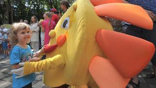 В Ставрополе стартовал первый Международный фестиваль детских праздников «Ура! Игра!»