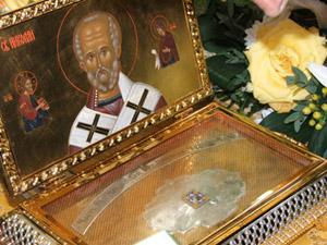 Ковчег с частицей мощей святителя Николая Чудотворца встретили верующие в Пятигорске