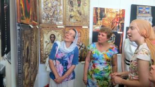 Выставка Костаса Асимиса «Наш Афон» открылась в Светлограде