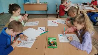 Родители ставропольских школьников от 8 до 17 лет получают ежемесячное пособие